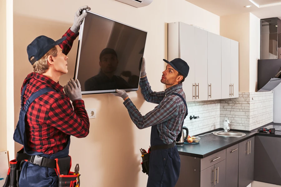 When To Choose Professional Tv Installation Service Alexandria, VA
